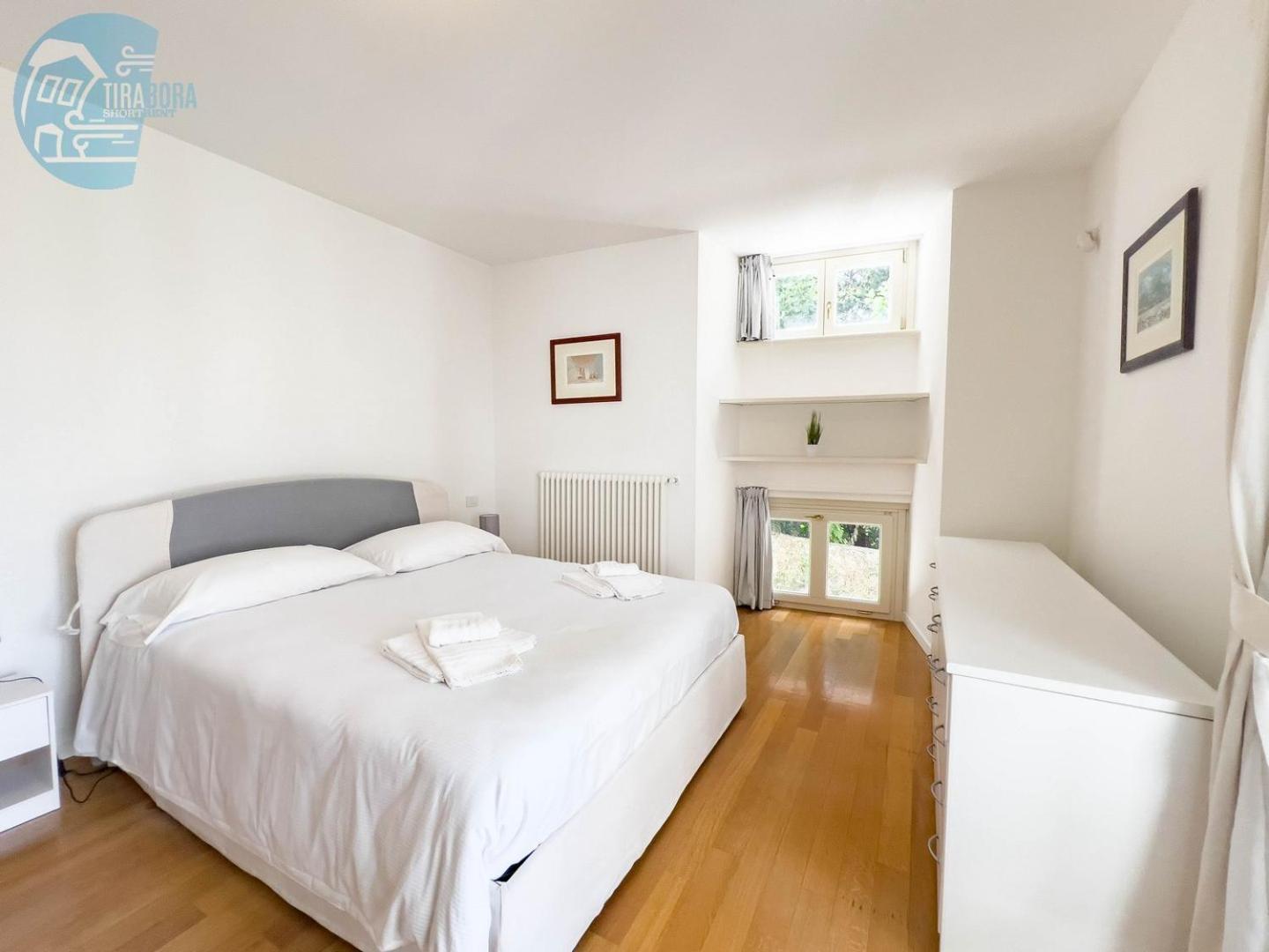 Cattedrale 5 Tirabora Short Rent Daire Trieste Dış mekan fotoğraf