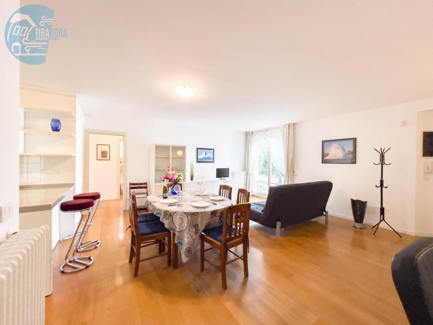 Cattedrale 5 Tirabora Short Rent Daire Trieste Dış mekan fotoğraf
